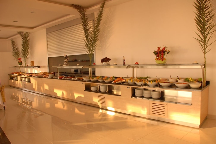Imagen del bar/restaurante del Clover Magic Nova Beach Hotel. Foto 10