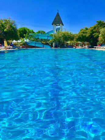 Imagen general del Club Afrodit Tatil K&ouml;y&uuml;. Foto 11