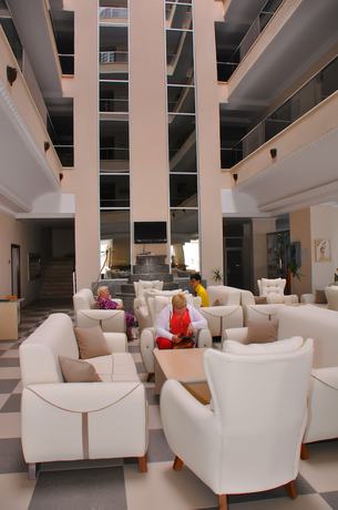 Imagen de los interiores del Club Bayar Hotel - All Inclusive. Foto 19
