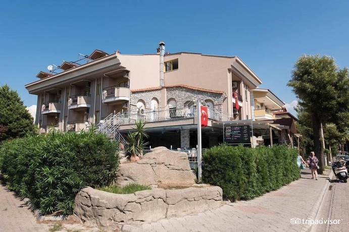 Imagen general del Club Dante Marmaris. Foto 1