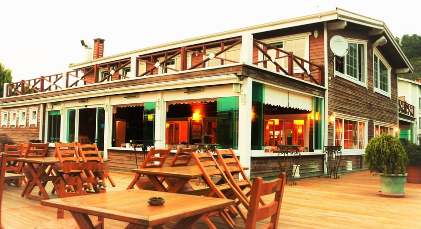 Imagen del bar/restaurante del Club Grand Becassier. Foto 7