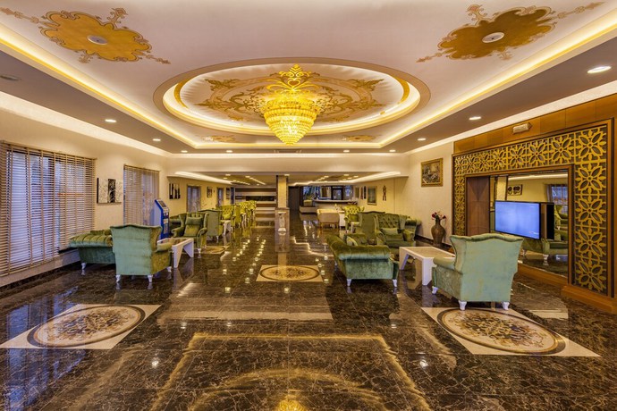 Imagen del bar/restaurante del Club Hotel Belpınar. Foto 5