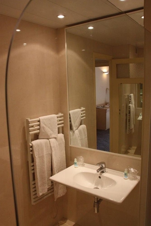 Imagen de la habitación del Club Inn, Niza. Foto 8