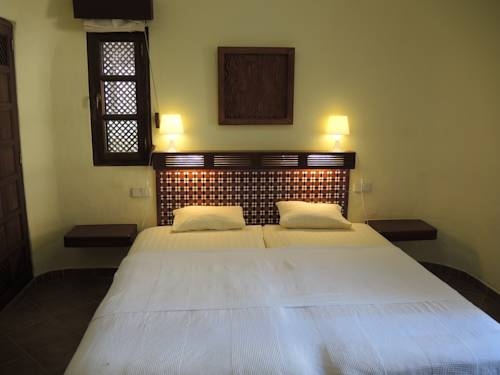 Imagen de la habitación del Club Montemar Bahia Feliz. Foto 2