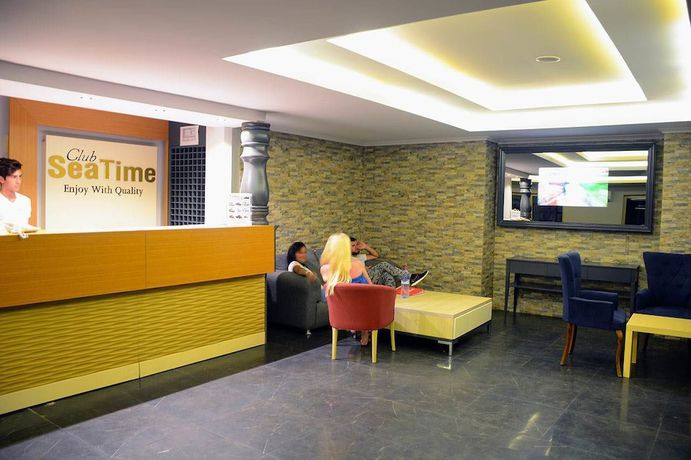 Imagen de los interiores del Club Sea Time Hotel. Foto 9