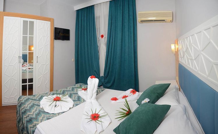 Imagen de la habitación del Club Sea Time Hotel. Foto 3