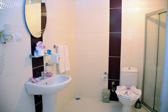 Imagen de la habitación del Club Sea Time Hotel. Foto 5