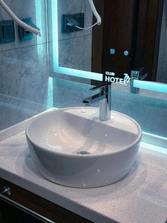 Imagen de la habitación del ClubHotel 777. Foto 20