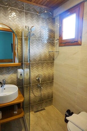 Imagen de la habitación del Cobanoglu Otel. Foto 19