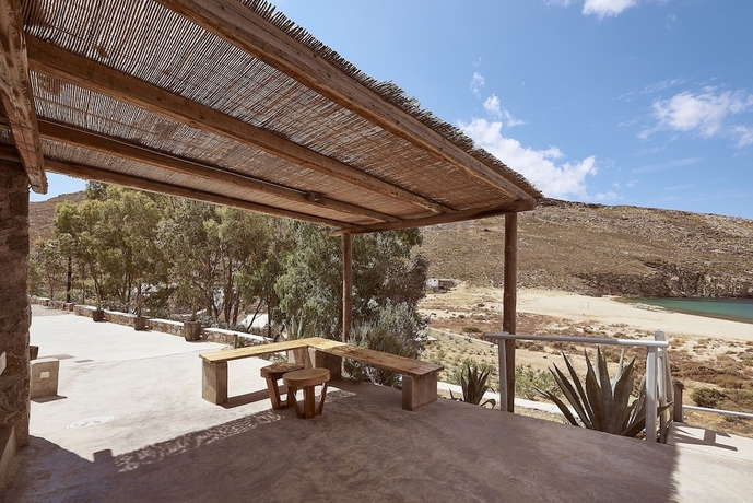 Imagen de los interiores del Coco-mat Eco Residences Serifos. Foto 19