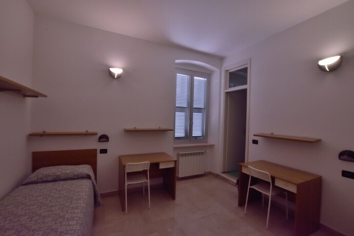 Imagen de la habitación del Collegio Emiliani. Foto 29