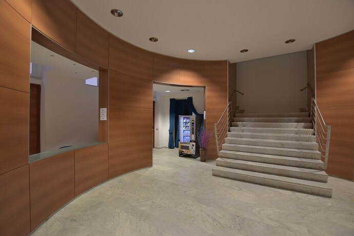 Imagen de los interiores del Collegio Emiliani. Foto 32