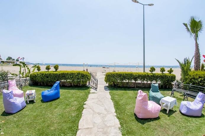 Imagen general del Colophon Beach. Foto 1