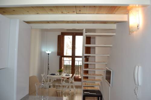 Imagen de la habitación del Comet Suites Elvira 109. Foto 3