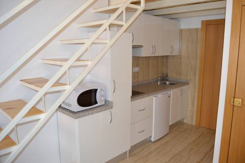 Imagen de la habitación del Comet Suites Elvira 109. Foto 10