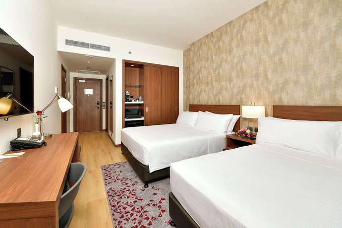 Imagen de la habitación del Comfort Hotel Riyadh Olaya. Foto 16