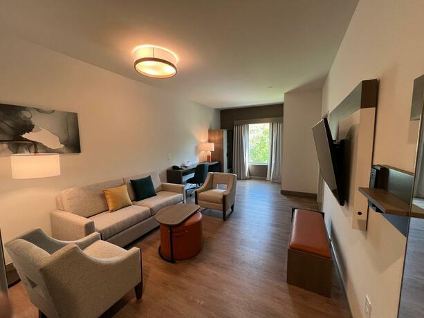 Imagen general del Comfort Suites Gatlinburg Downtown-Convention Center. Foto 8