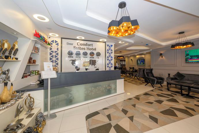 Imagen de los interiores del Comfort Suites Hotel. Foto 20