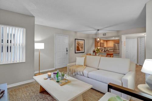 Imagen general del Comfy Apartments at Sheridan Ocean Club in Florida. Foto 18