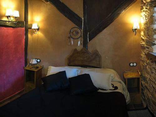 Imagen de la habitación del Complejo Rural Agoga De Las M&eacute;dulas. Foto 5