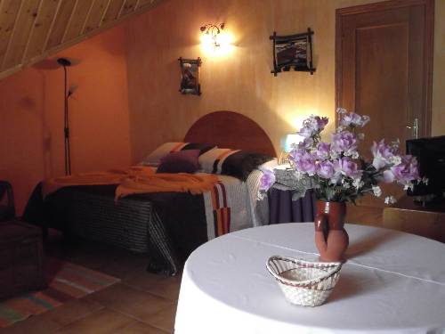 Imagen de la habitación del Complejo Rural Agoga De Las M&eacute;dulas. Foto 7
