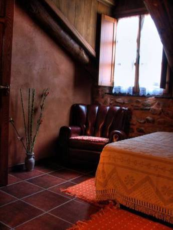 Imagen de la habitación del Complejo Rural Agoga De Las M&eacute;dulas. Foto 10