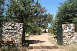 Imagen de los exteriores del Complejo Rural Puerto Peñas. Foto 6