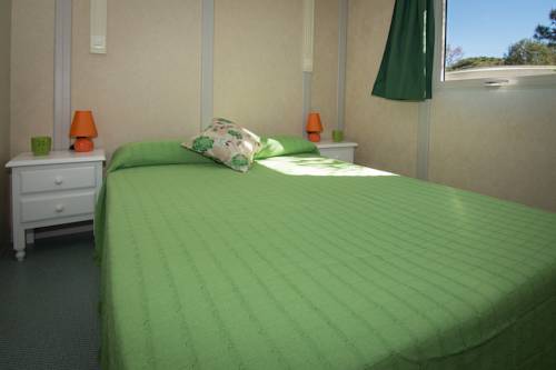 Imagen de la habitación del Complejo Turístico Cabopino. Foto 16