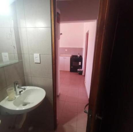 Imagen de la habitación del Complejo de Departamentos. Foto 11