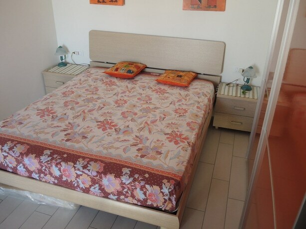 Imagen general del Condominio Carina. Foto 7