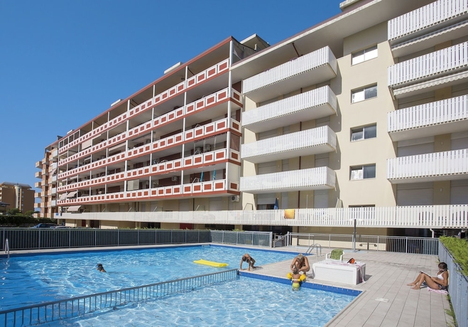 Imagen general del Condominio Holiday. Foto 1