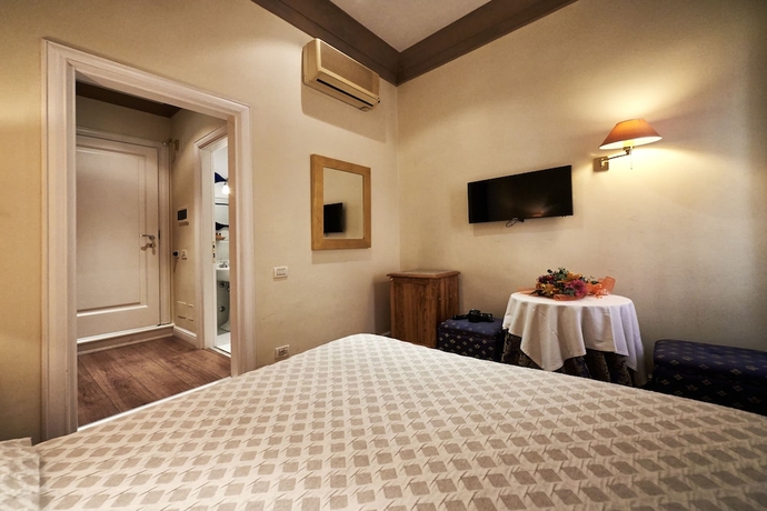 Imagen de los interiores del Condotti 29. Foto 19