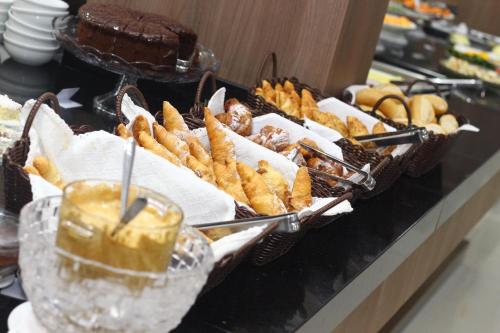 Imagen general del Confort Fronteira Hotel. Foto 7