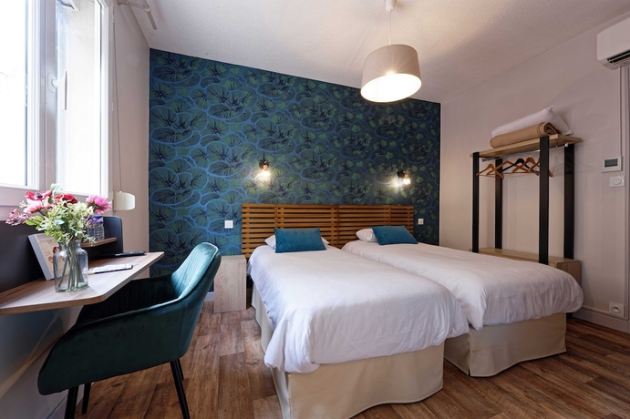 Imagen de la habitación del Contact H&ocirc;tel du Commerce et son restaurant C&ocirc;te &agrave; C&ocirc;te. Foto 4