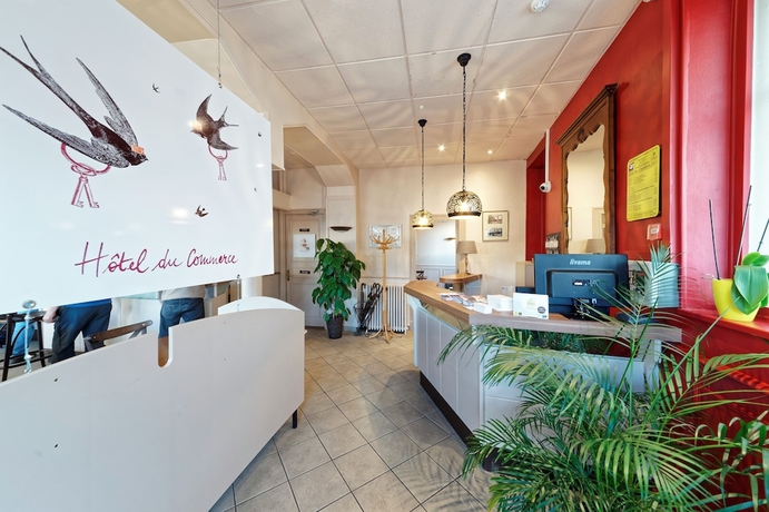 Imagen de los interiores del Contact H&ocirc;tel du Commerce et son restaurant C&ocirc;te &agrave; C&ocirc;te. Foto 19