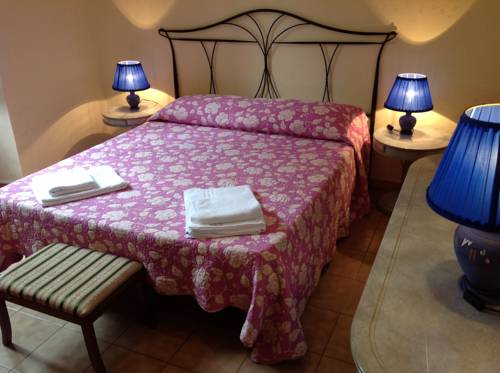 Imagen de la habitación del Conte House. Foto 14