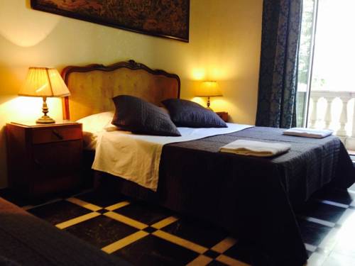 Imagen de la habitación del Conte House. Foto 15