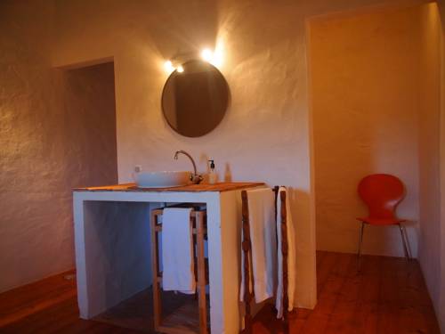 Imagen de la habitación del Convento Senhora Da Vit&oacute;ria. Foto 5