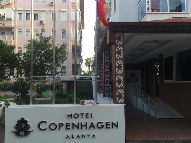 Imagen de los exteriores del Copenhagen Hotel. Foto 9