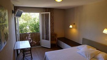 Imagen de la habitación del Coq H&ocirc;tel. Foto 7