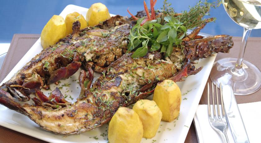 Imagen del bar/restaurante del Corinto, Villa Isabel. Foto 2