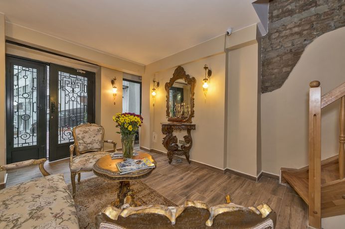 Imagen de los interiores del Corner Garden. Foto 19