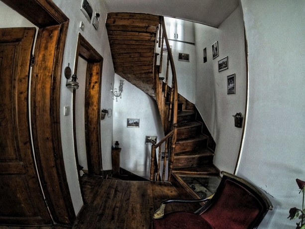 Imagen de los interiores del Corner Hot. Foto 11