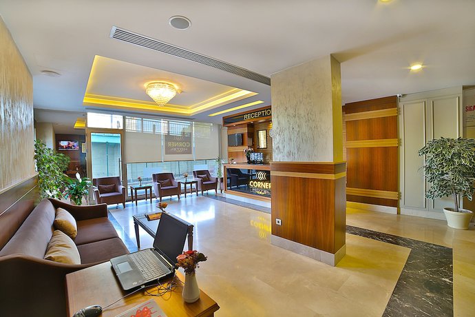 Imagen de los interiores del Corner Hotel. Foto 19