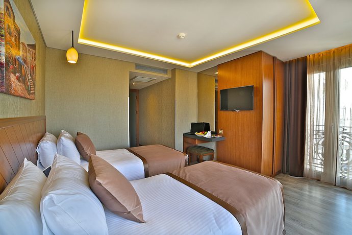 Imagen de la habitación del Corner Hotel. Foto 8