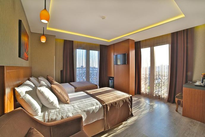 Imagen de la habitación del Corner Hotel. Foto 9