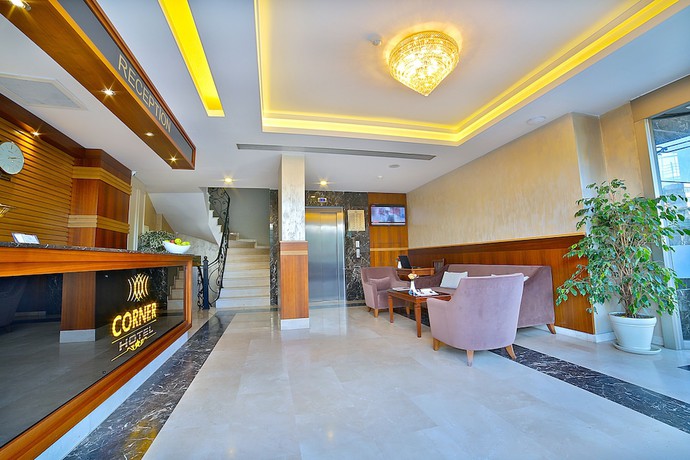 Imagen de los interiores del Corner Hotel. Foto 20