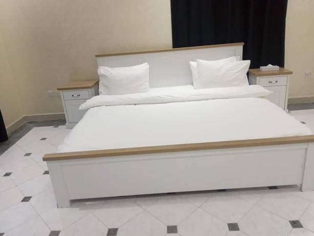 Imagen de la habitación del Corniche Palace Hotel. Foto 5