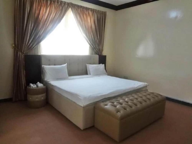 Imagen de la habitación del Corniche Palace Hotel. Foto 6