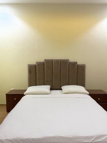 Imagen de la habitación del Corniche Palace Hotel. Foto 8